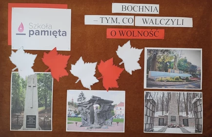 tablica upamiętniająca pomordowanych żołnierzy