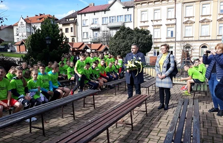 uczniowie podczas biegu papieskiego