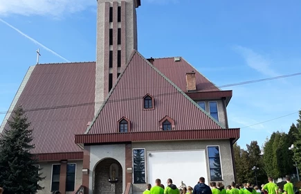 uczniowie podczas biegu papieskiego