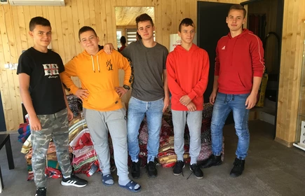 Grupowe zdjęcie uczestników 