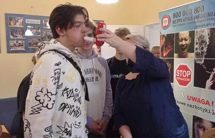 ucznowie podczas zajęć